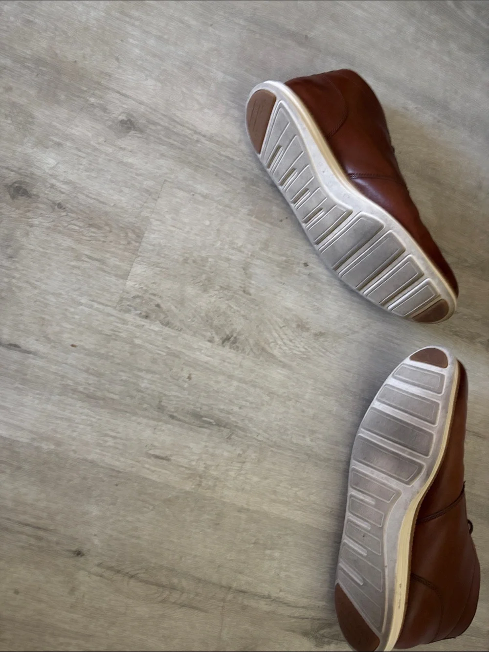 Cole Haan Chestnut Brown Leather Chukka Boots with White Sole